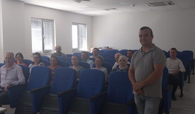 Kırklareli’nde Koruyucu Aile Hizmet Modeli bilgilendirme ve tanıtım toplantısı yapıldı