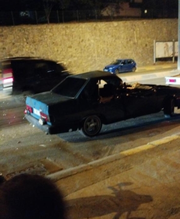 Kontrolden çıkan otomobil, çöp kamyonuna arkadan çarptı: 1 yaralı