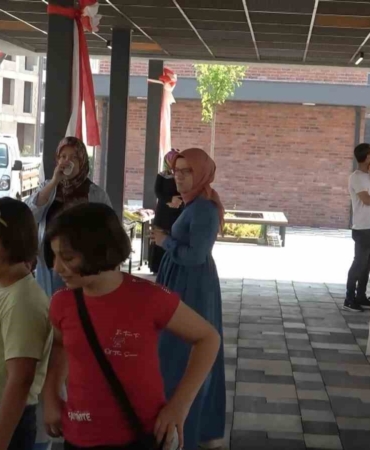 ‘Maharetli Eller’ çarşısı açıldı