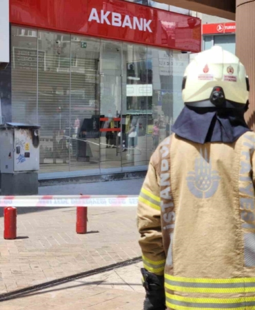 Maltepe’de elektrik panosundan çıkan yangın korkuttu