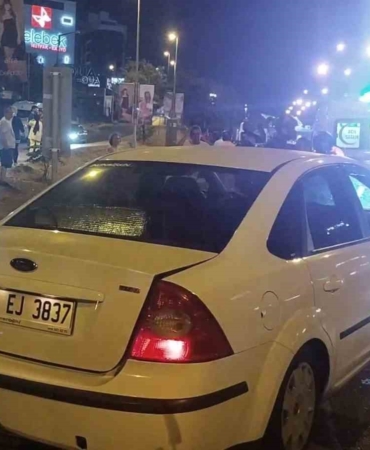 Maltepe’de otomobil motosiklete çarptı: 1 ağır yaralı