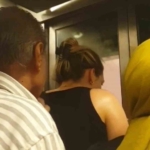 Metro asansöründe mahsur kaldılar