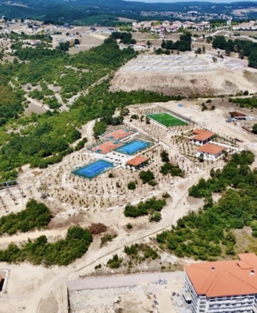 Millet Bahçesi’nde Macera Parkı tamamlandı