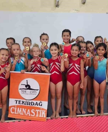 Minikler Cimnastik Şenliği, ödül töreni ile sona erdi