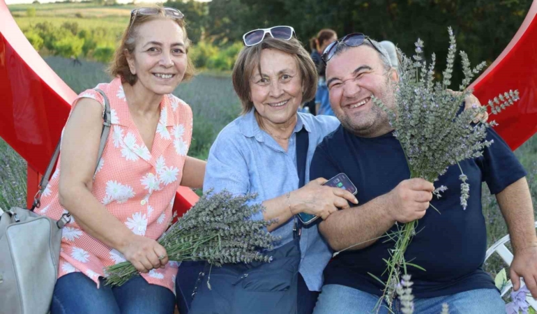 Özel çocuklar ve aileleri İzmit’in lavanta bahçesinde buluştu