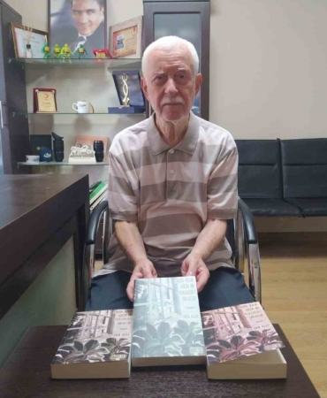 (Özel) Emekli öğretmen hayatı boyunca Balıkesir üzerine çalıştı