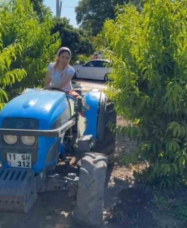 (Özel) Evinde anne, tarlada çiftçi, mağazada patron