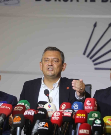 Özgür Özel: “Biz paradan 6 sıfır atmayacağız, bir sıfır atacağız”