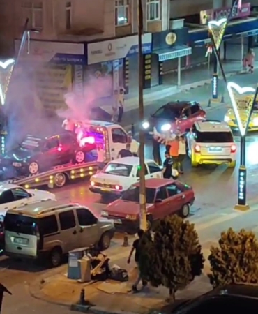 Pendik’te asker eğlencesinde caddeleri trafiğe kapattılar