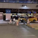 Sabiha Gökçen’de taksi terörü: Önüne gelen her şeye çarptı