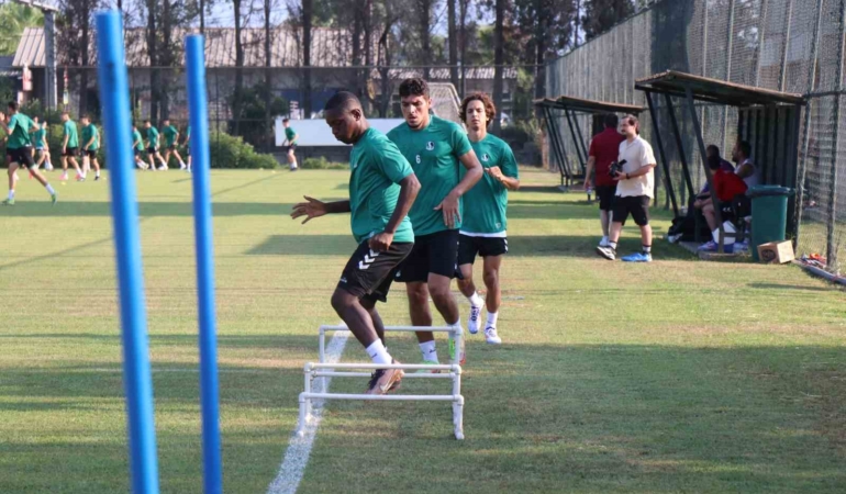 Sakaryaspor, 3. etap çalışmalarına kendi tesislerinde başladı