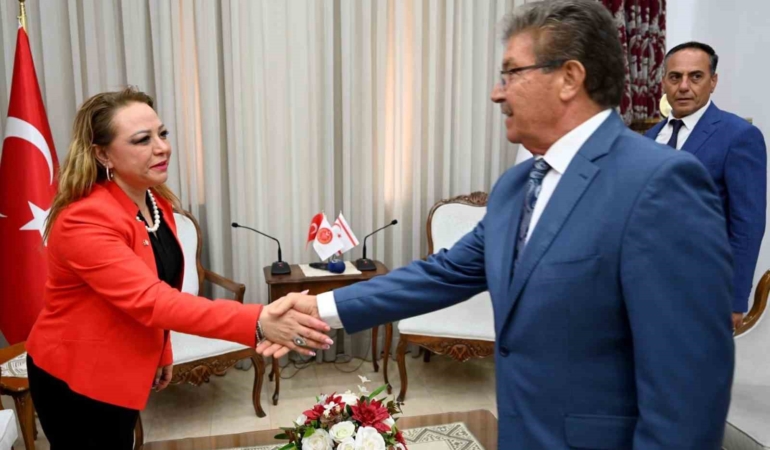 SANKON heyeti KKTC Başbakanı Ünsal’ı ziyaret etti