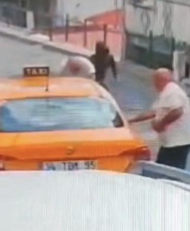 Sarıyer’de ticari taksi şoförüne silahlı saldırı: O anlar kamerada