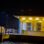 Serinlemek isteyen gençlerin tehlikeli oyunu kamerada