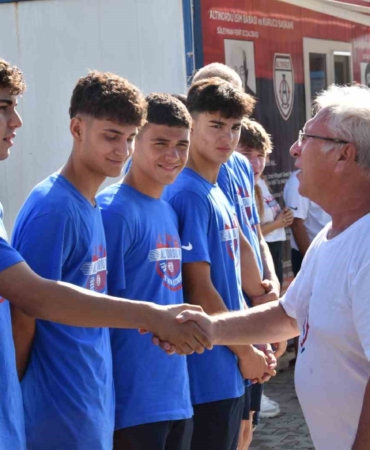 Seyit Mehmet Özkan: "25 yılda bir değil 25 günde bir yıldız yetiştirmeliyiz"