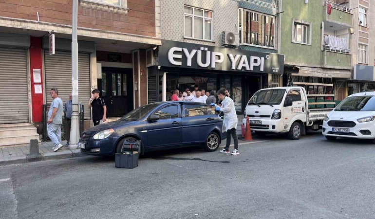 Sultangazi’de cadde ortasında silahlı çatışma yaşandı