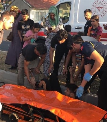 Tekirdağ’da otomobilin çarpıp kaçtığı 15 yaşındaki yaya yaralandı: O anlar kamerada