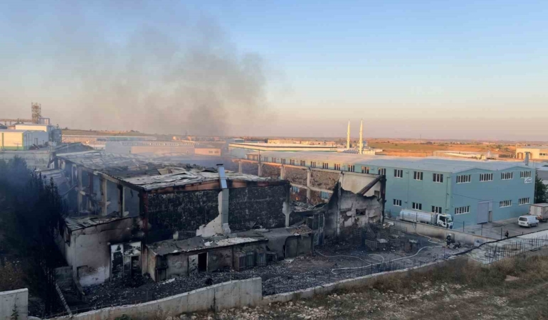 Tekirdağ’daki fabrika yangını söndürüldü