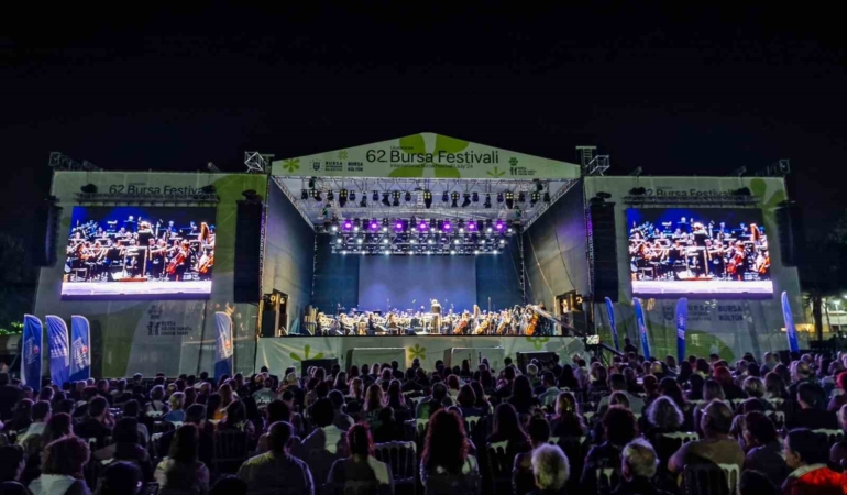 Uluslararası Bursa Festivali, ‘Flamenko’ rüzgârıyla başladı