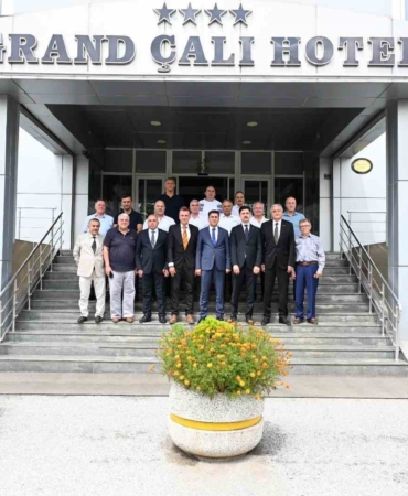 Vali Aygöl Bozüyük’te iş insanları ile bir araya geldi