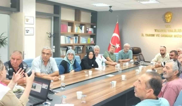 Yalova’da ceviz yetiştiricilerine eğitim