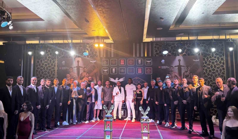 Yedikule zindanlarında kick boks gecesi