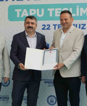 Yıldırım’da bin 237 hak sahibi tapularını teslim aldı