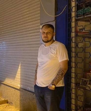 Zeytinburnu’nda 1 yıl önce hapisten çıkan genç, çocukluk arkadaşları tarafından öldürüldü
