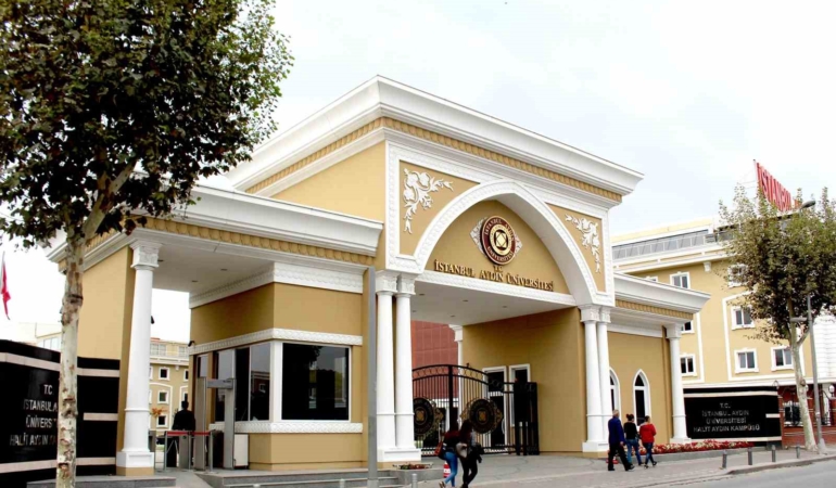 10 bin 154 öğrenci tarafından tercih edilen İAÜ yine zirvede