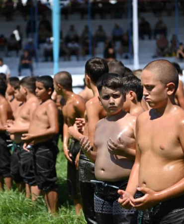 64. Geleneksel Kurtdereli Mehmet Pehlivan Yağlı Güreşleri başladı