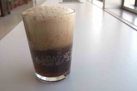 Aileler dikkat: Çocuğunuz her gün şekerli içecek tüketirse kolon kanseri riski yüzde 32 artabilir