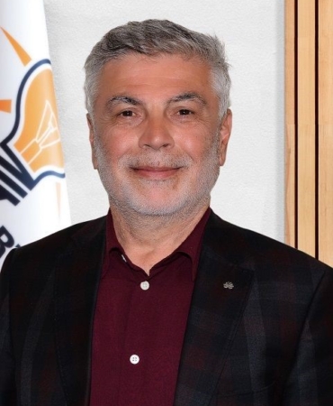 AK Parti Sakarya İl Başkan Yardımcısı, yorgun merminin isabet etmesiyle yaralandı