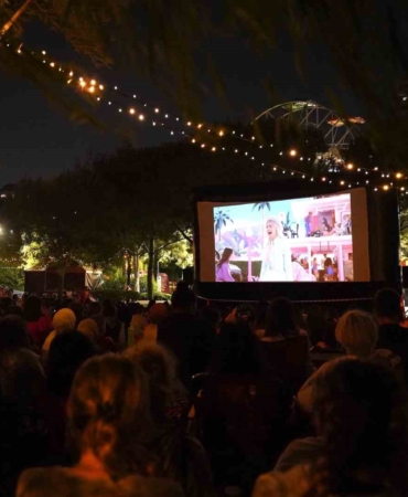 Akasya’da yıldızlar altında film keyfi 11 Eylül’e kadar devam ediyor