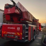 Arnavutköy’de ahşap palet fabrikasında yangın