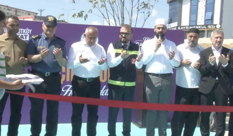 Arnavutköy’de ‘Şeyh Edebali’ parkı düzenlenen programla açıldı