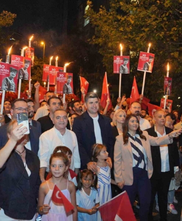 Ataşehir’de 30 Ağustos Zafer Bayramı coşkuyla kutlandı