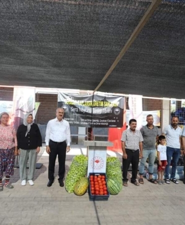 Ayvacık’ta Sera Naylonu Teslim Töreni