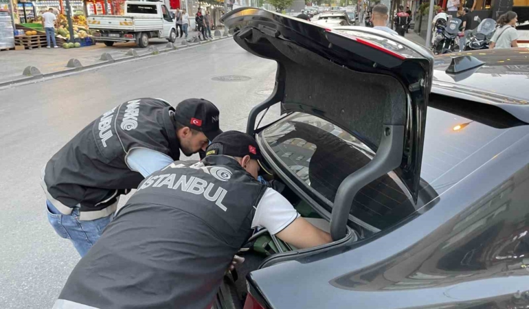 Bağcılar’da narkotik denetimi