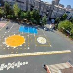 Bağcılar’daki okul bahçeleri renklendi