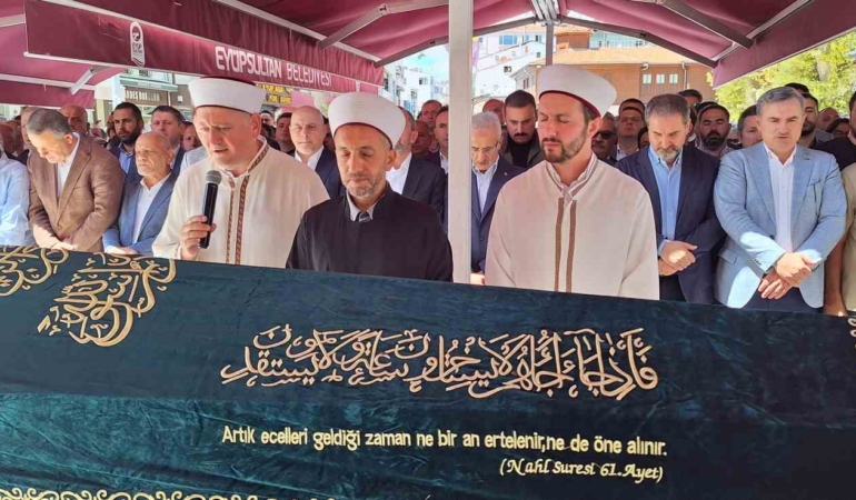 Bakan Uraloğlu Eyüpsultan’da cenaze törenine katıldı