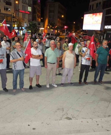 Balıkesir’de Filistin’e destek mitingi düzenlendi