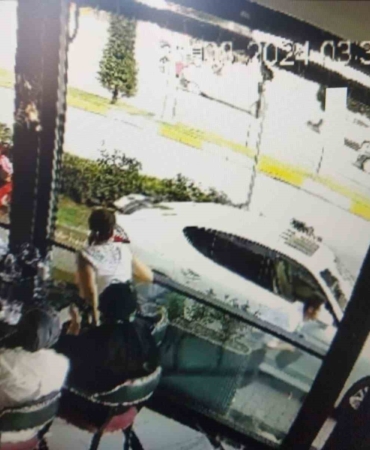 Balıkesir’de kafede oturan kadının çantasını soğukkanlılıkla çaldı