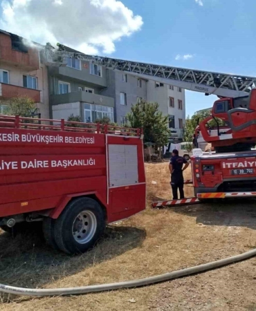 Bandırma’da ocakta unutulan tencere yangına sebep oldu