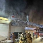 Başakşehir’de 2 katlı mobilya imalathanesinde korkutan yangın