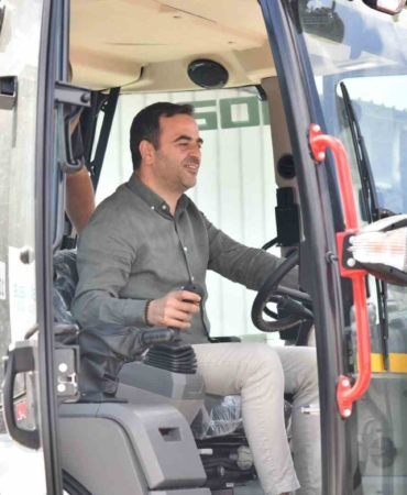 Başiskele Belediyesi hizmet araçları filosunu güçlendiriyor