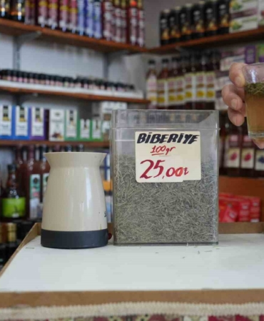 Biberiye saç bakımında kadınların yeni gözdesi oldu