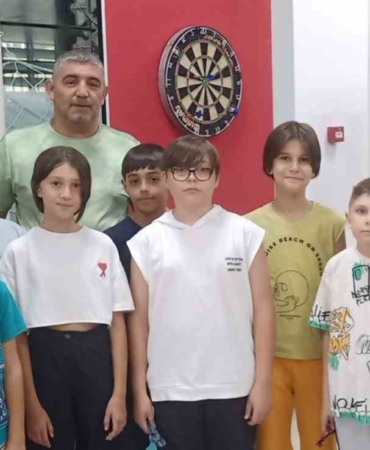 Bozüyük’te dart sporuna ilgi artıyor