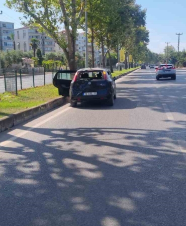 Bursa’da motosiklet ile otomobil çarpıştı: 2 yaralı