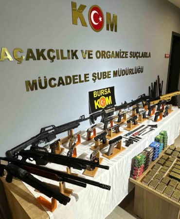 Bursa’da nefes kesen tefeci ve ruhsatsız silah operasyonu: 34 gözaltı