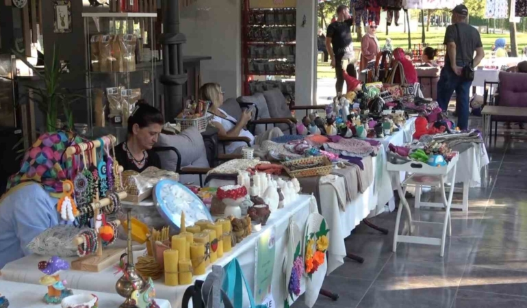 Bursa’nın üreten kadınları, alışveriş şenliğinde buluştu